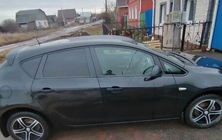 Opel Astra J, 2011 год, 790 000 рублей, 3 фотография