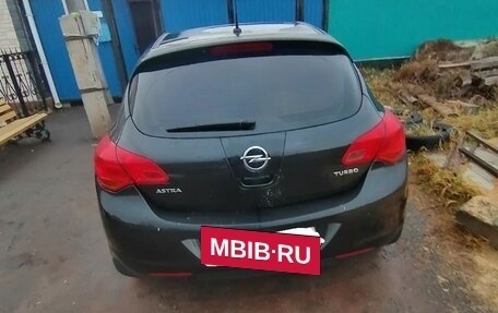 Opel Astra J, 2011 год, 790 000 рублей, 6 фотография