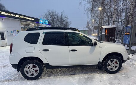 Renault Duster I рестайлинг, 2019 год, 900 000 рублей, 4 фотография