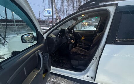 Renault Duster I рестайлинг, 2019 год, 900 000 рублей, 10 фотография