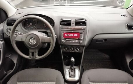 Volkswagen Polo VI (EU Market), 2012 год, 800 000 рублей, 9 фотография