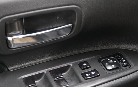 Mitsubishi Outlander III рестайлинг 3, 2014 год, 1 849 000 рублей, 9 фотография