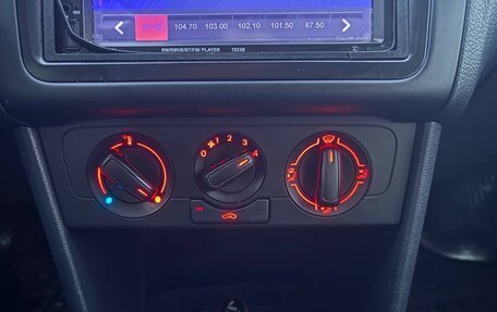 Volkswagen Polo VI (EU Market), 2015 год, 770 000 рублей, 17 фотография