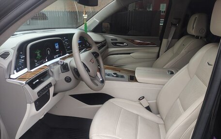Cadillac Escalade V, 2021 год, 14 000 000 рублей, 10 фотография
