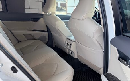 Toyota Camry, 2021 год, 3 400 000 рублей, 3 фотография