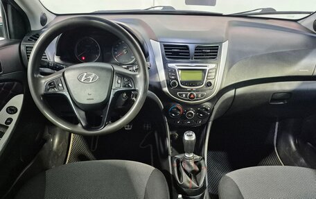 Hyundai Solaris II рестайлинг, 2012 год, 657 000 рублей, 10 фотография