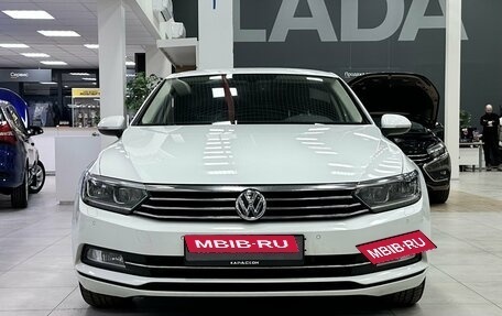Volkswagen Passat B8 рестайлинг, 2016 год, 1 920 000 рублей, 3 фотография