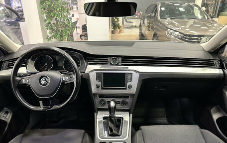 Volkswagen Passat B8 рестайлинг, 2016 год, 1 920 000 рублей, 8 фотография