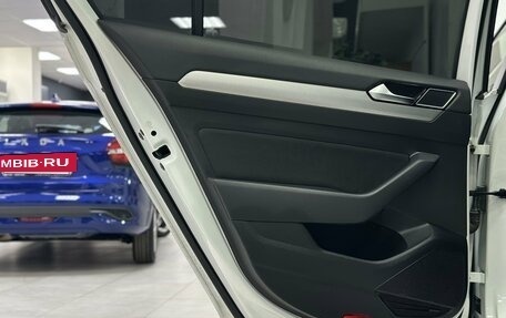 Volkswagen Passat B8 рестайлинг, 2016 год, 1 920 000 рублей, 15 фотография