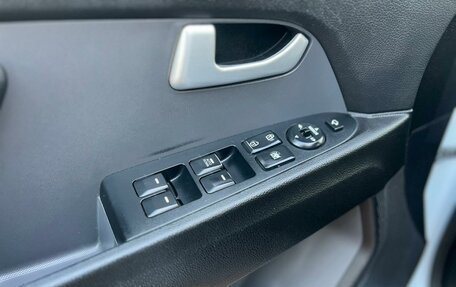 KIA Sportage III, 2015 год, 1 300 000 рублей, 18 фотография