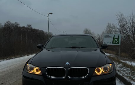 BMW 3 серия, 2011 год, 1 250 000 рублей, 3 фотография