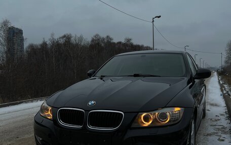 BMW 3 серия, 2011 год, 1 250 000 рублей, 2 фотография