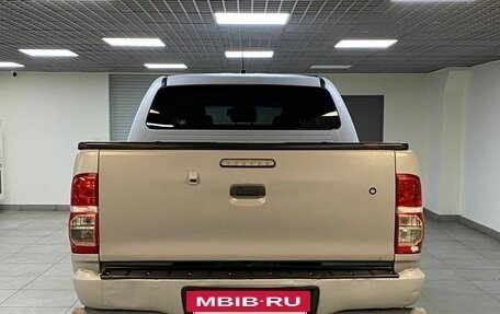 Toyota Hilux VII, 2012 год, 1 700 000 рублей, 6 фотография