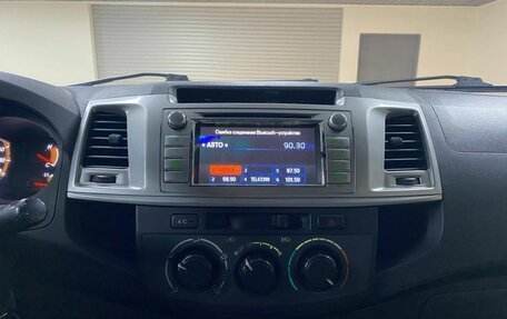 Toyota Hilux VII, 2012 год, 1 700 000 рублей, 19 фотография