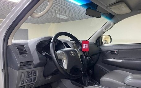 Toyota Hilux VII, 2012 год, 1 700 000 рублей, 14 фотография
