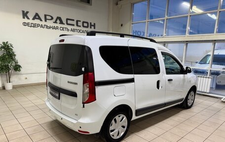 Renault Dokker, 2018 год, 1 199 000 рублей, 2 фотография