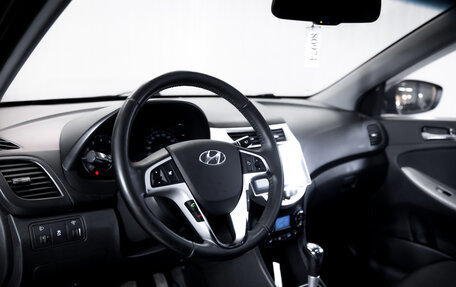 Hyundai Solaris II рестайлинг, 2012 год, 899 900 рублей, 14 фотография