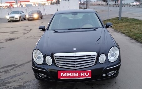 Mercedes-Benz E-Класс, 2007 год, 900 000 рублей, 2 фотография