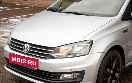 Volkswagen Polo VI (EU Market), 2019 год, 1 310 000 рублей, 2 фотография
