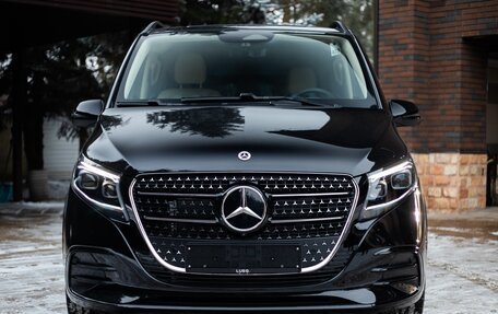 Mercedes-Benz V-Класс, 2025 год, 13 800 000 рублей, 2 фотография