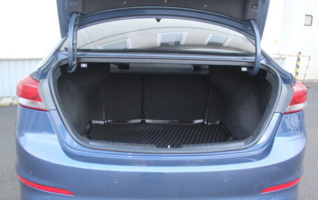 Hyundai Elantra VI рестайлинг, 2017 год, 1 315 000 рублей, 8 фотография