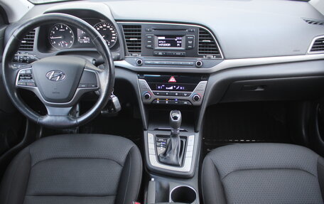 Hyundai Elantra VI рестайлинг, 2017 год, 1 315 000 рублей, 11 фотография