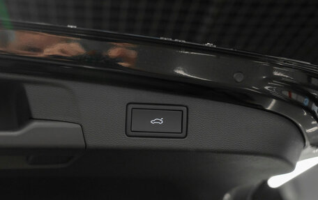 Volkswagen Tiguan, 2025 год, 5 080 000 рублей, 25 фотография