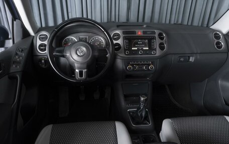 Volkswagen Tiguan I, 2011 год, 1 007 000 рублей, 6 фотография