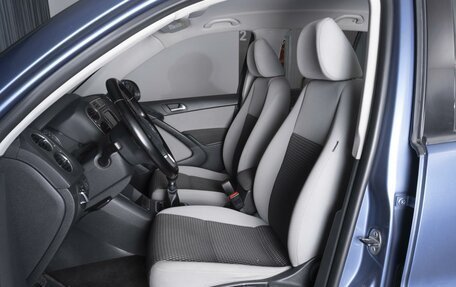 Volkswagen Tiguan I, 2011 год, 1 007 000 рублей, 10 фотография