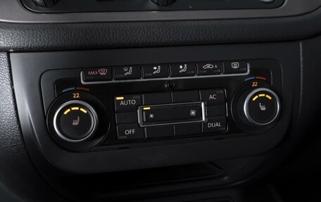 Volkswagen Tiguan I, 2011 год, 1 007 000 рублей, 13 фотография