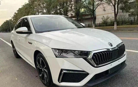 Skoda Octavia IV, 2022 год, 1 550 000 рублей, 3 фотография