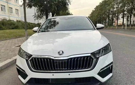 Skoda Octavia IV, 2022 год, 1 550 000 рублей, 2 фотография