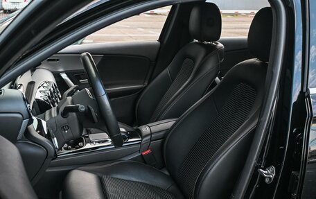 Mercedes-Benz A-Класс, 2019 год, 2 699 000 рублей, 10 фотография