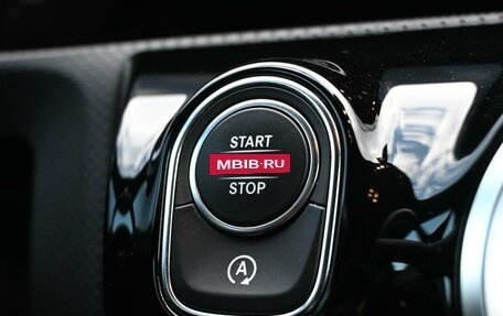 Mercedes-Benz A-Класс, 2019 год, 2 699 000 рублей, 12 фотография