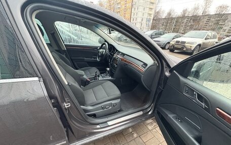 Skoda Superb III рестайлинг, 2010 год, 1 150 000 рублей, 8 фотография