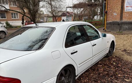 Mercedes-Benz E-Класс, 1995 год, 190 000 рублей, 3 фотография