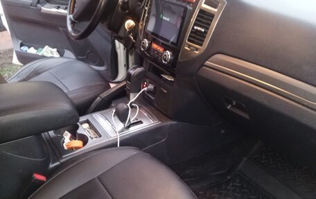 Mitsubishi Pajero IV, 2021 год, 3 650 000 рублей, 11 фотография