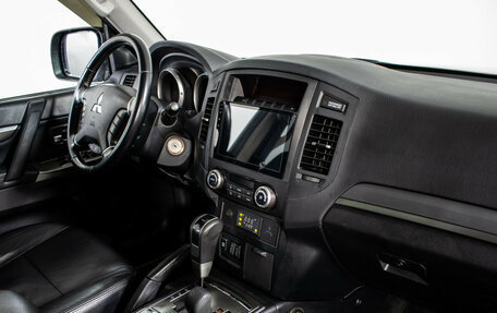 Mitsubishi Pajero IV, 2012 год, 2 930 000 рублей, 11 фотография