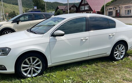 Volkswagen Passat B7, 2011 год, 1 050 000 рублей, 2 фотография