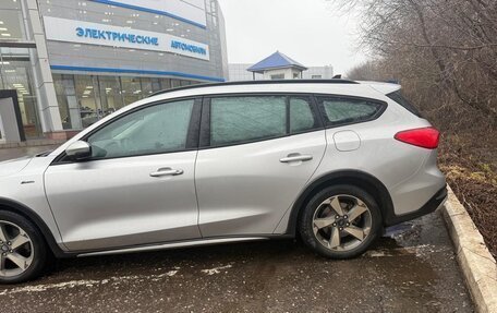Ford Focus IV, 2019 год, 1 799 900 рублей, 3 фотография