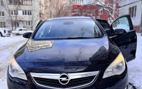 Opel Astra J, 2011 год, 658 000 рублей, 4 фотография