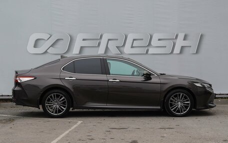 Toyota Camry, 2018 год, 2 649 000 рублей, 5 фотография