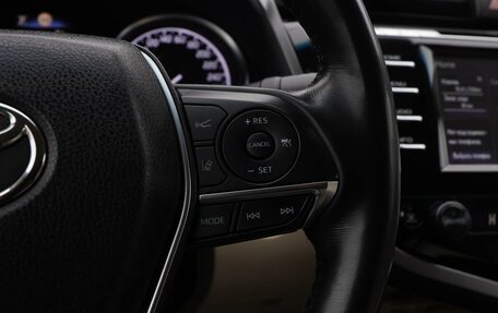 Toyota Camry, 2018 год, 2 649 000 рублей, 18 фотография
