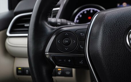 Toyota Camry, 2018 год, 2 649 000 рублей, 17 фотография