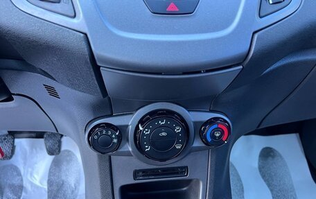 Ford Fiesta, 2015 год, 750 000 рублей, 9 фотография