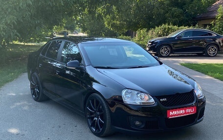 Volkswagen Jetta VI, 2008 год, 700 000 рублей, 1 фотография