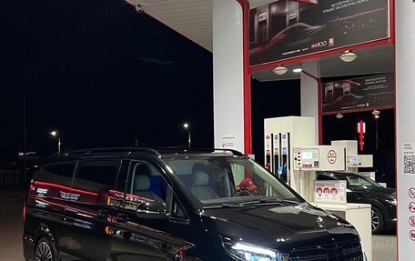 Mercedes-Benz V-Класс, 2021 год, 7 999 999 рублей, 3 фотография