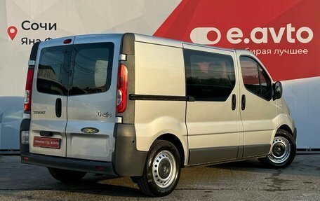 Renault Trafic, 2007 год, 1 590 000 рублей, 6 фотография