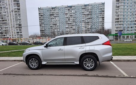 Mitsubishi Pajero Sport III рестайлинг, 2017 год, 2 350 000 рублей, 4 фотография