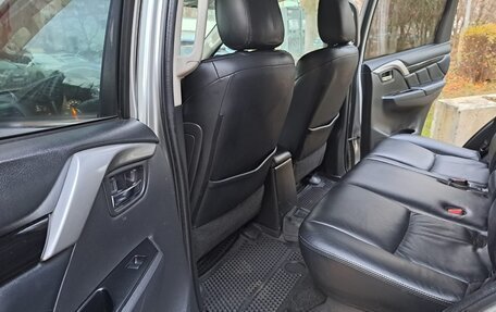 Mitsubishi Pajero Sport III рестайлинг, 2017 год, 2 350 000 рублей, 9 фотография